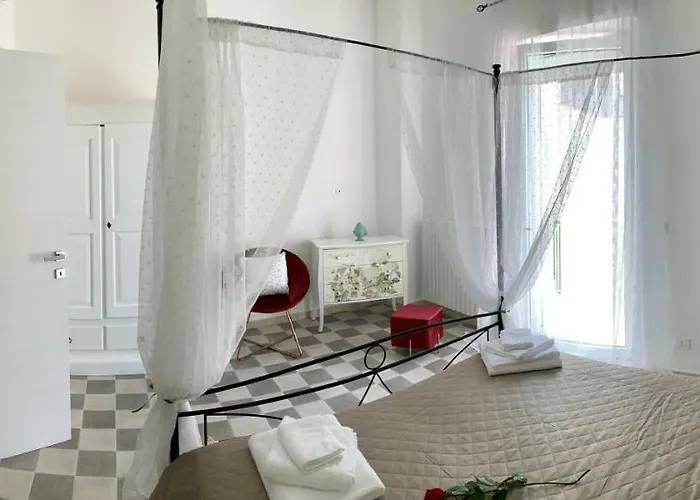 アパート Dimora Eride *